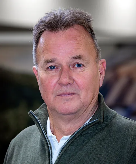 Asbjørn Holvik