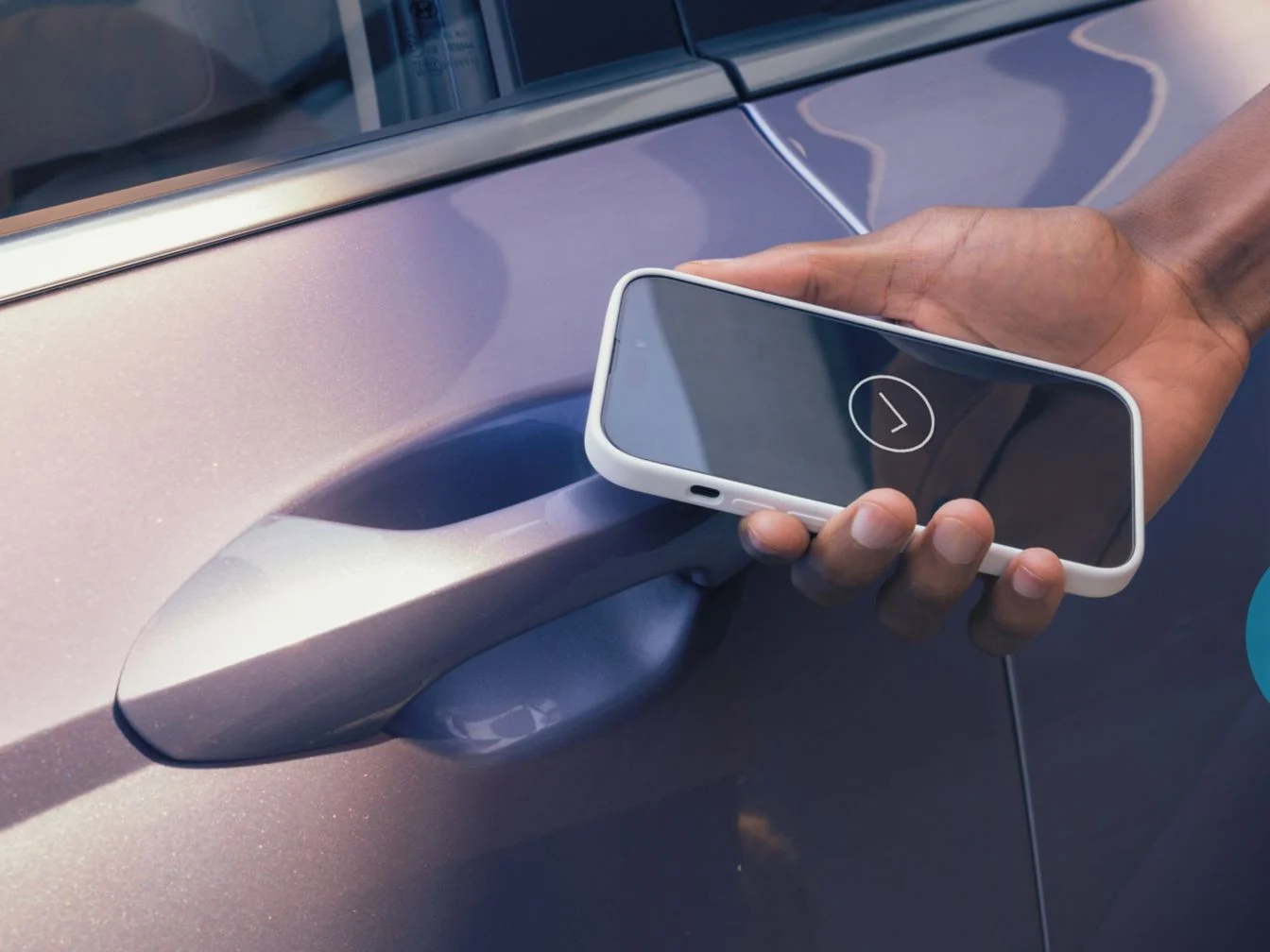 Lås opp bilen med telefonen
