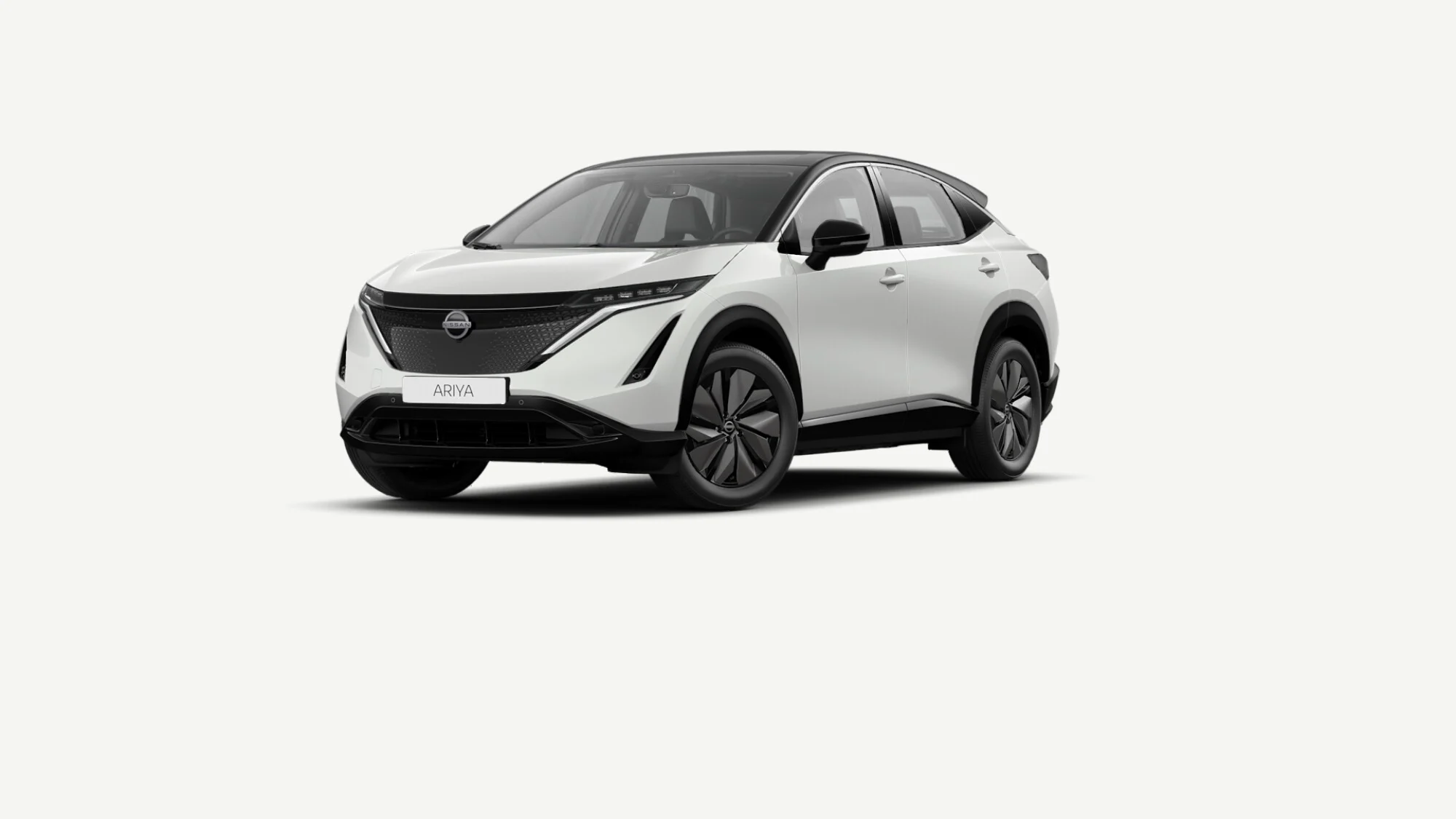 Nissan ARIYA i White Pearl / Black