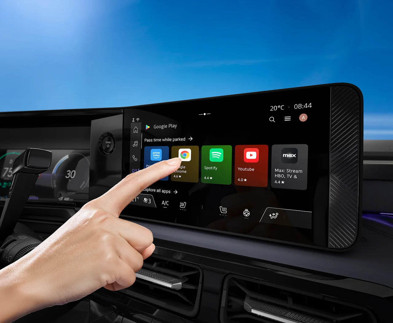 Senterskjermen i Nissan MICRA med Google Play