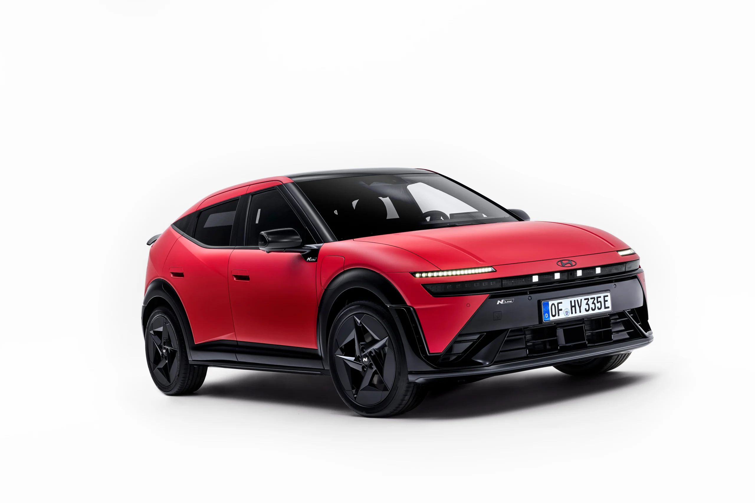 Hyundai IONIQ 3 sett skrått forfra
