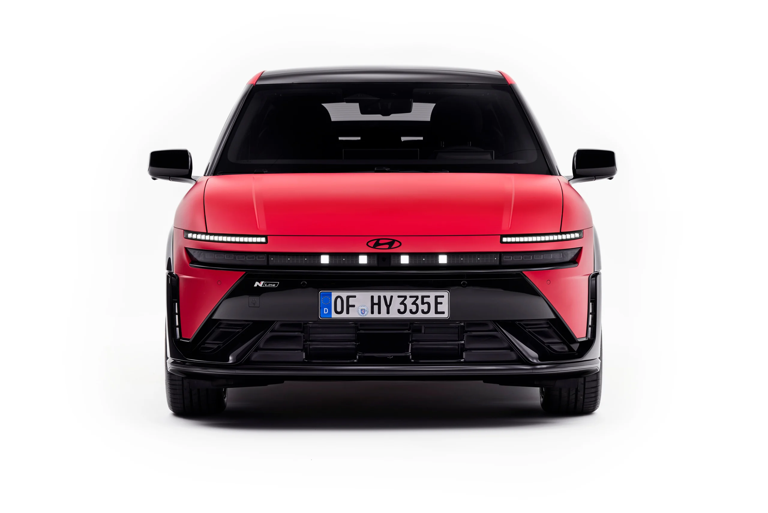 Hyundai IONIQ 3 sett rett forfra
