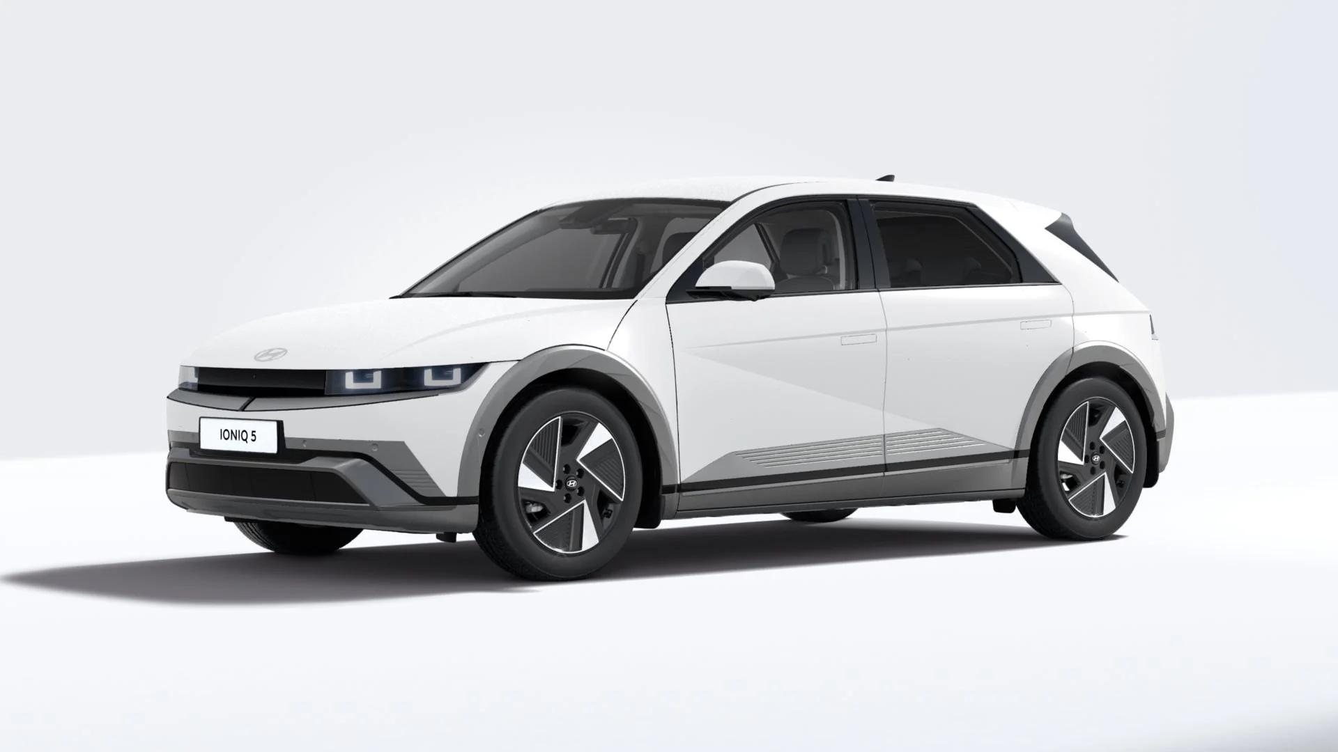 Hyundai IONIQ 5 i Atlas White Matte