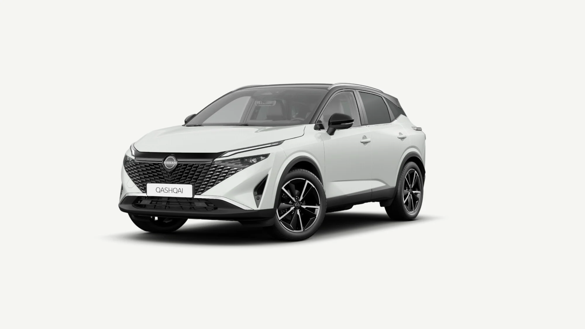 Nissan QASHQAI i Pearl White med svart tak